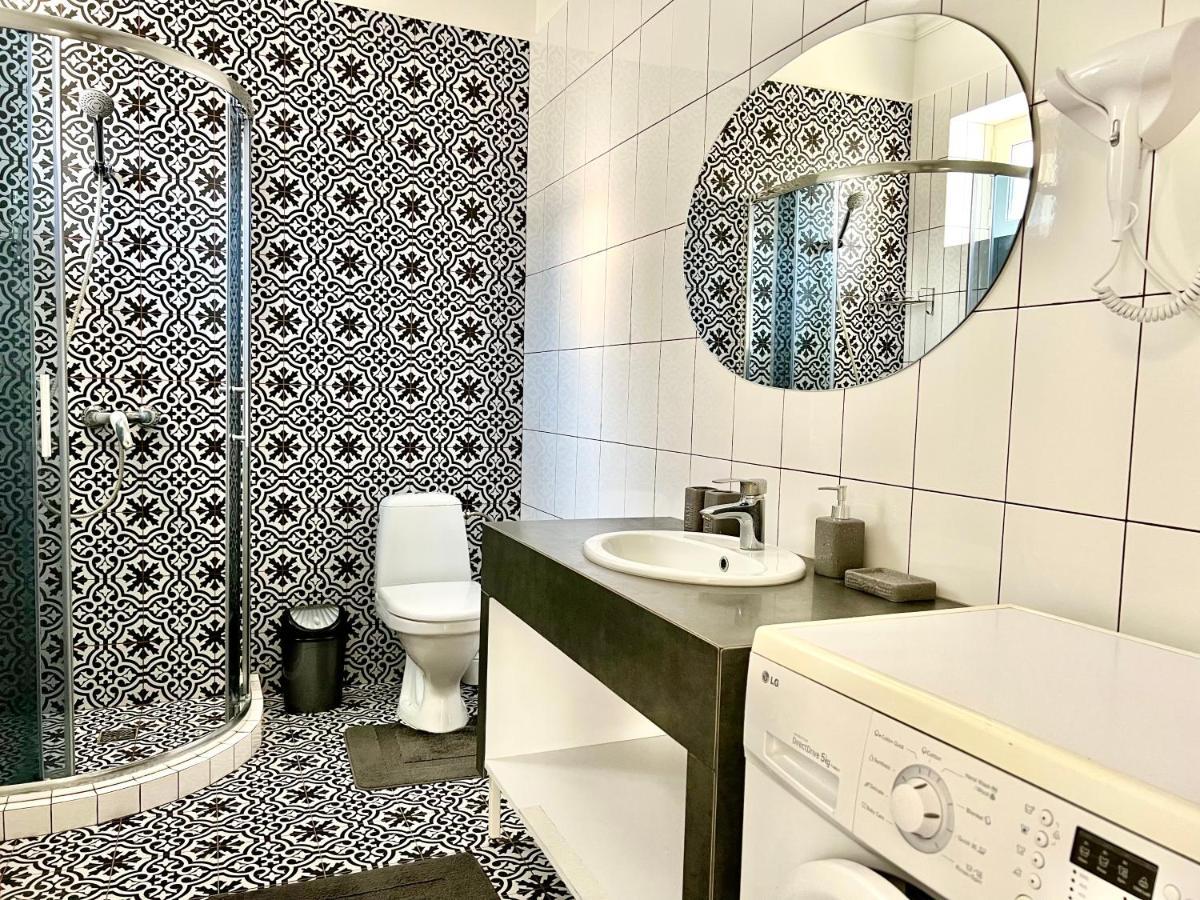 Авіа Appartement Oezjhorod Buitenkant foto