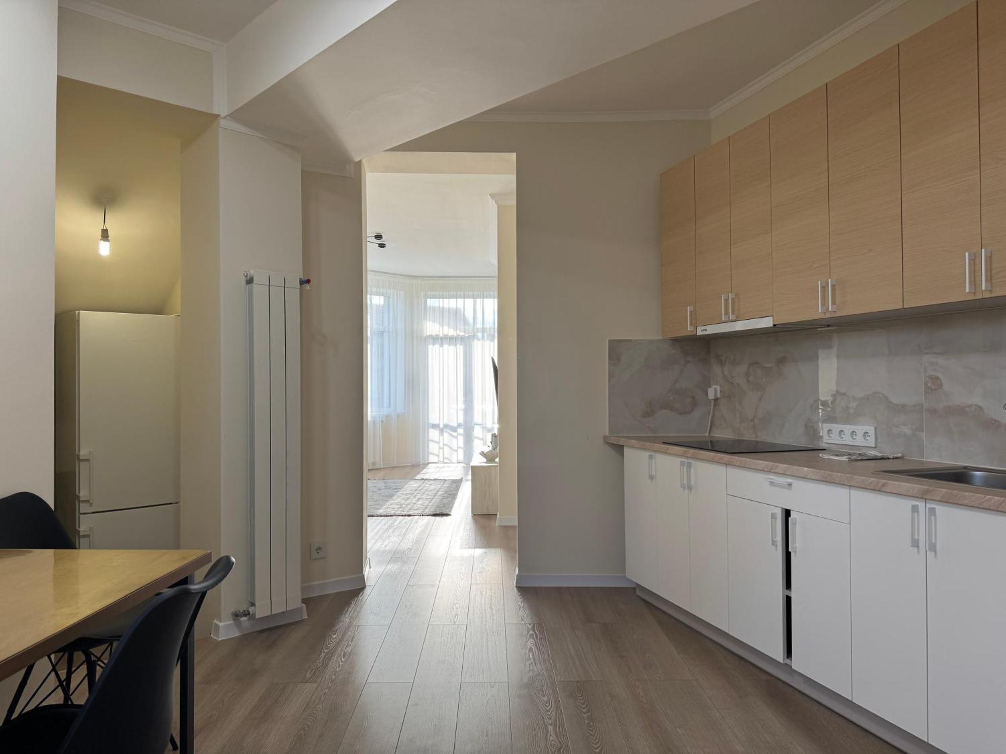 Авіа Appartement Oezjhorod Buitenkant foto