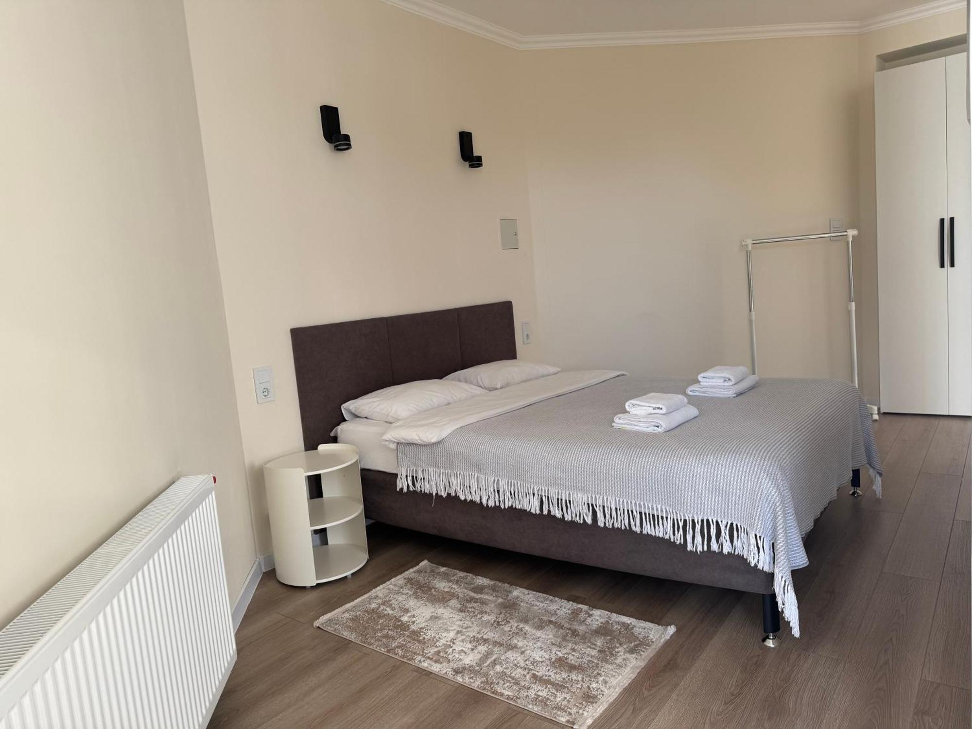 Авіа Appartement Oezjhorod Buitenkant foto