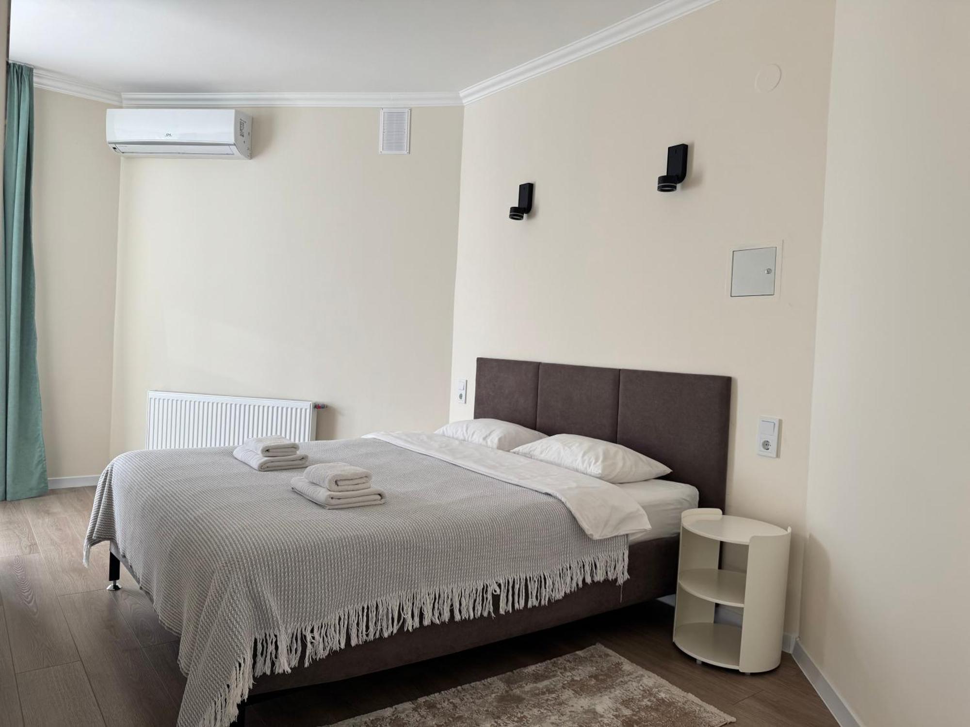 Авіа Appartement Oezjhorod Buitenkant foto