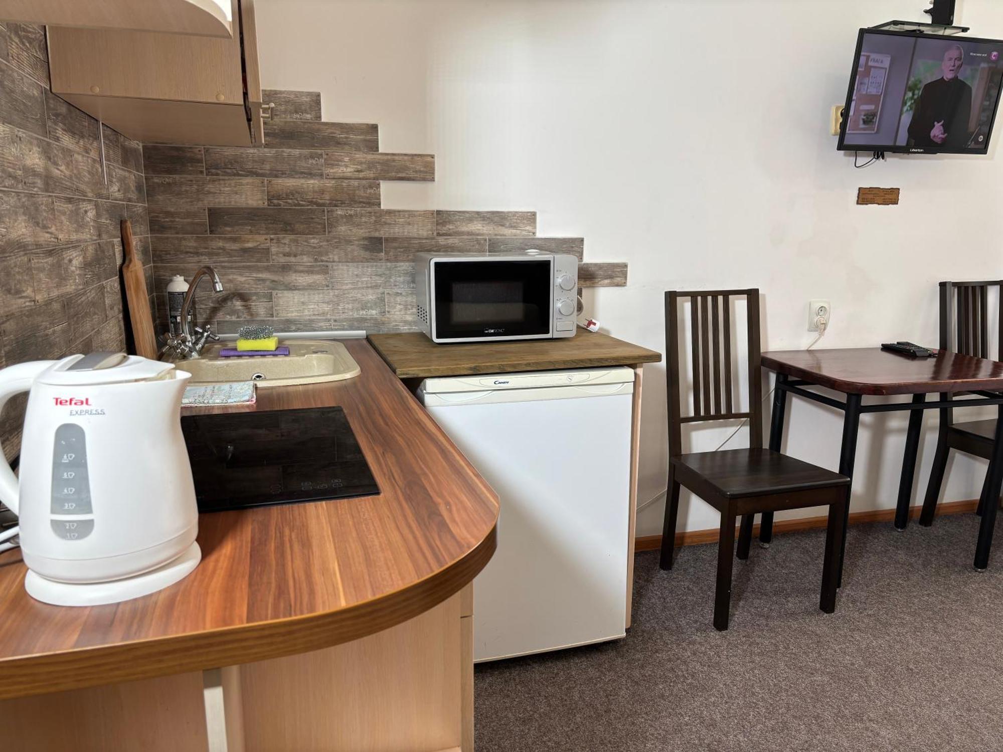 Авіа Appartement Oezjhorod Buitenkant foto