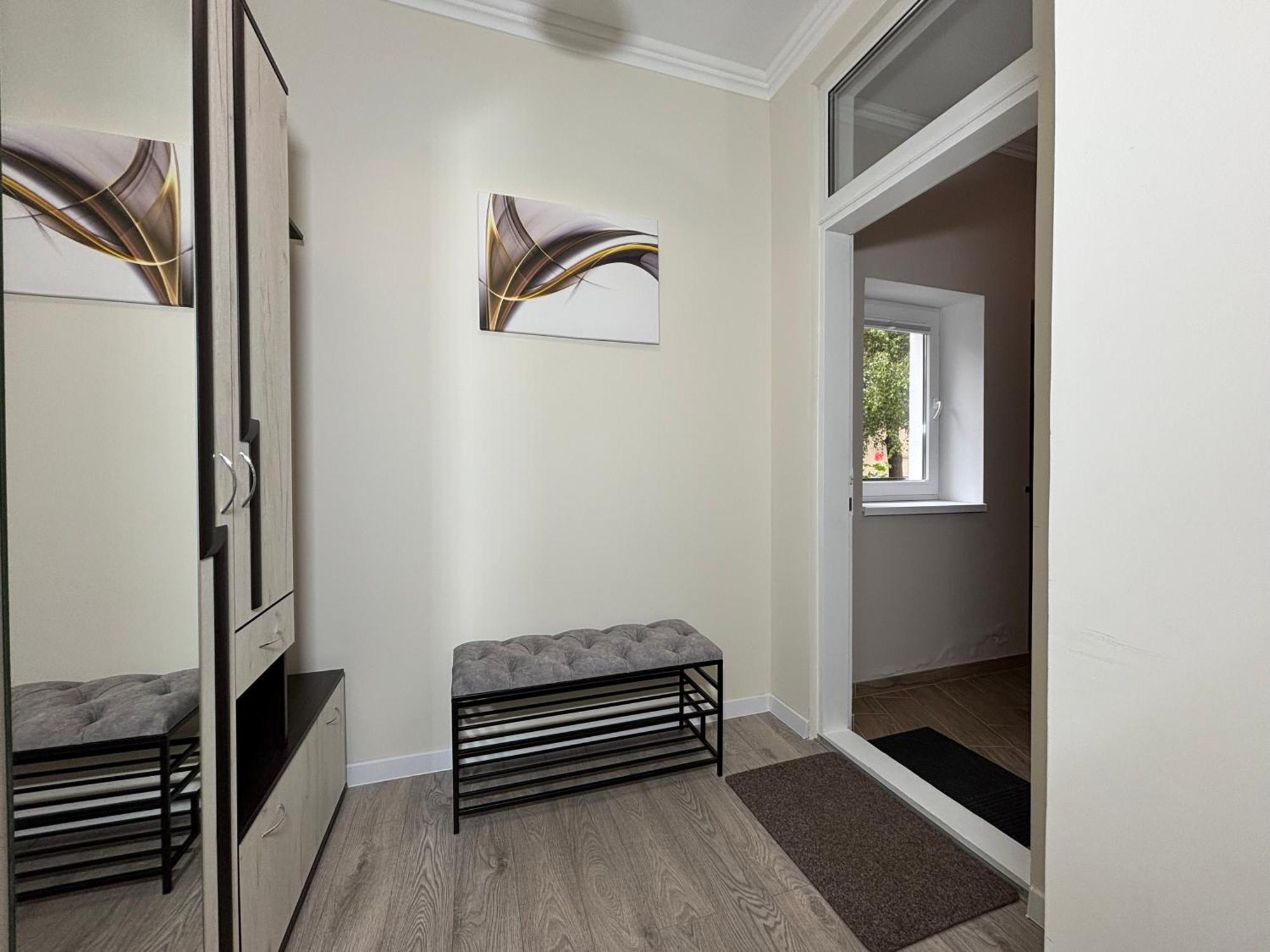 Авіа Appartement Oezjhorod Buitenkant foto