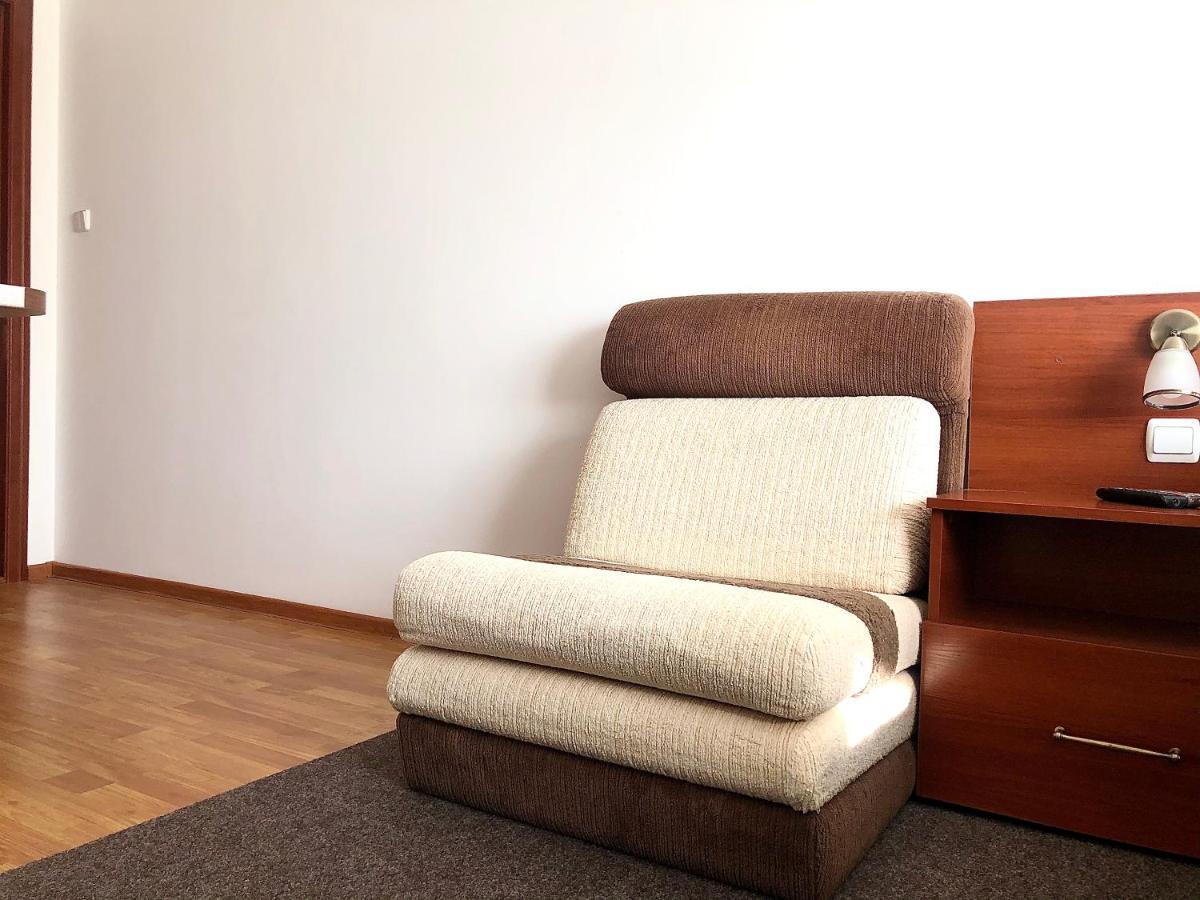 Авіа Appartement Oezjhorod Buitenkant foto